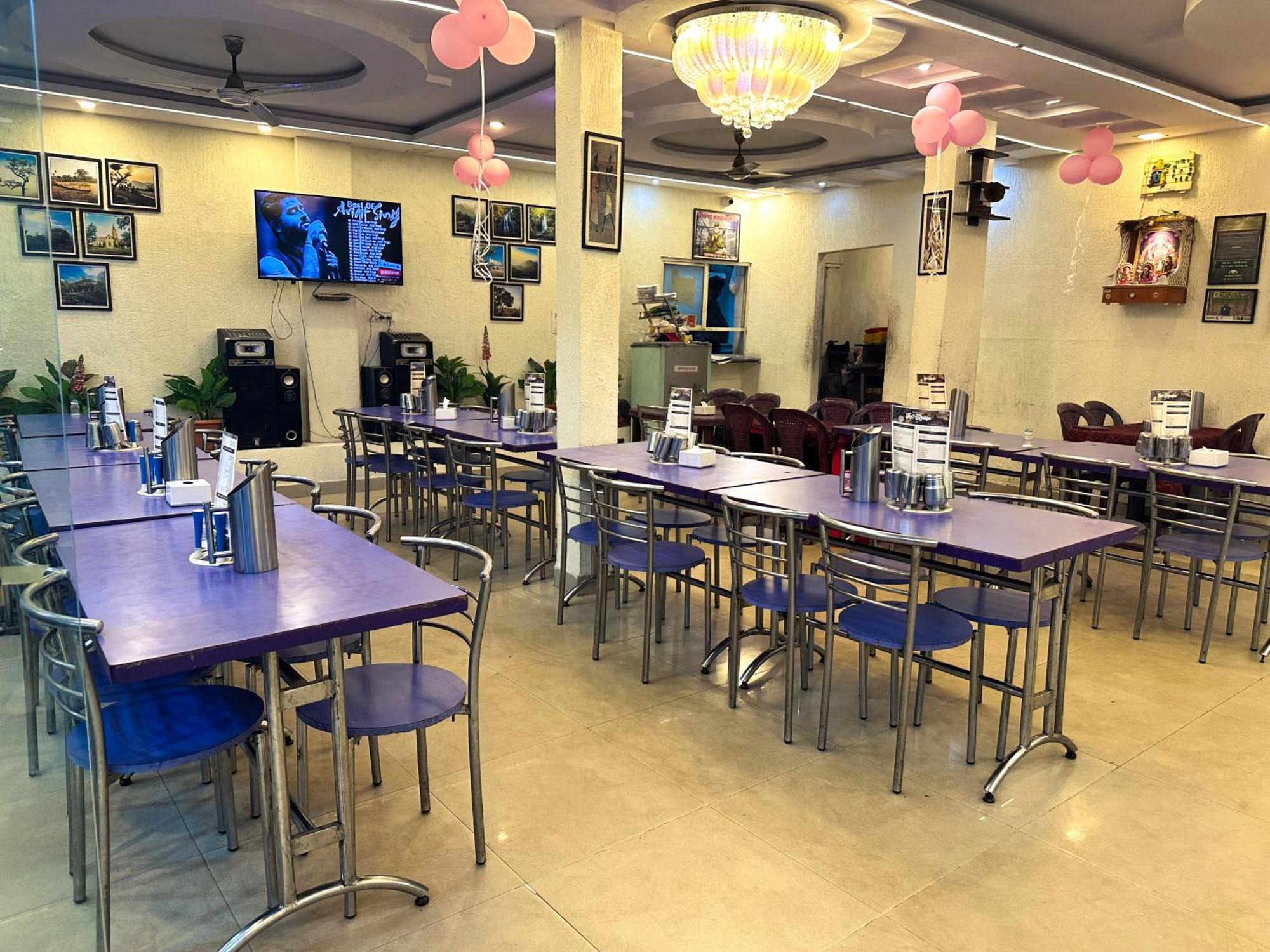 Hotel Payal & Restaurent Pachmarhī Esterno foto